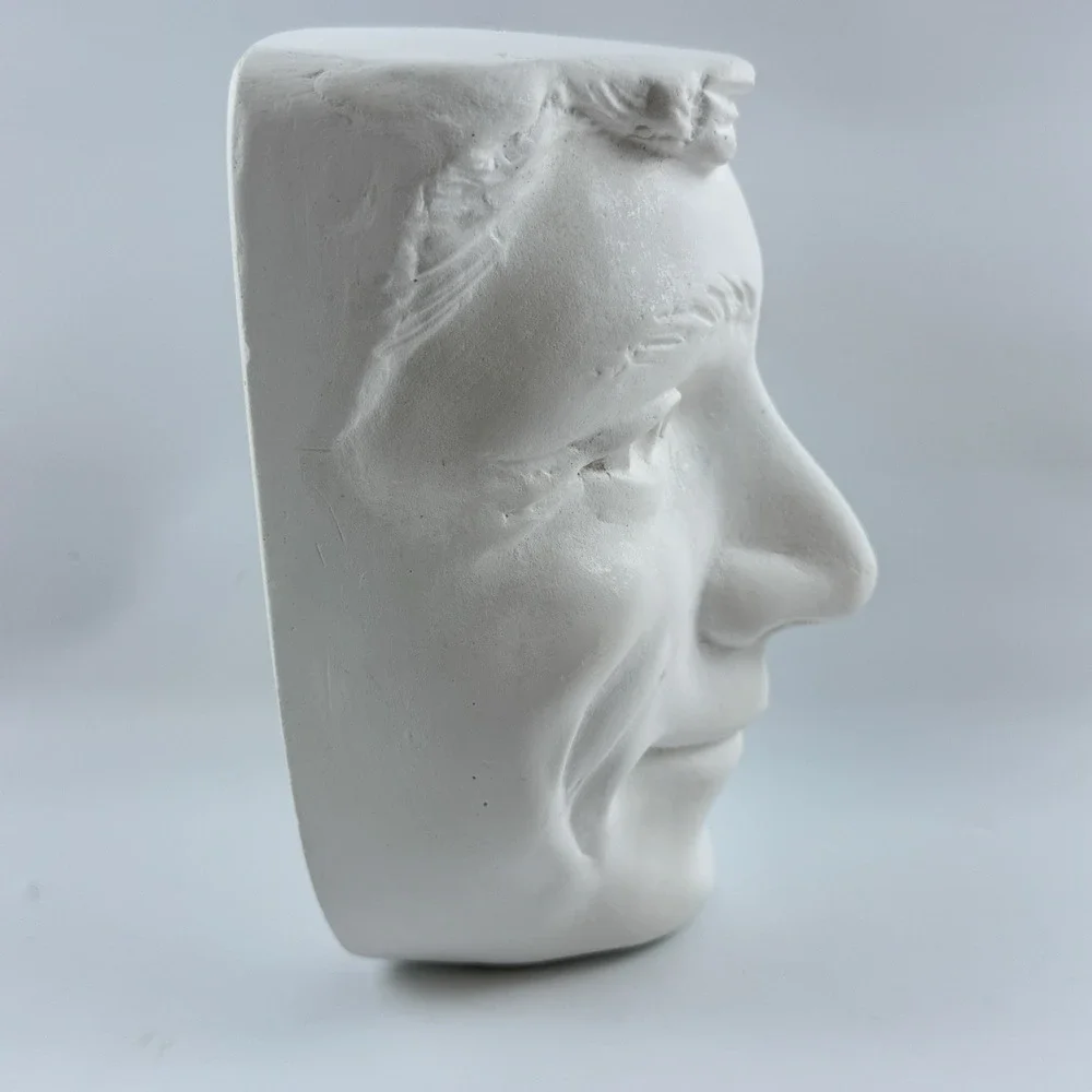 3D MAN SMILING FACE Mini Floating Shelf for Party, Living Room, Bedroom, Plants